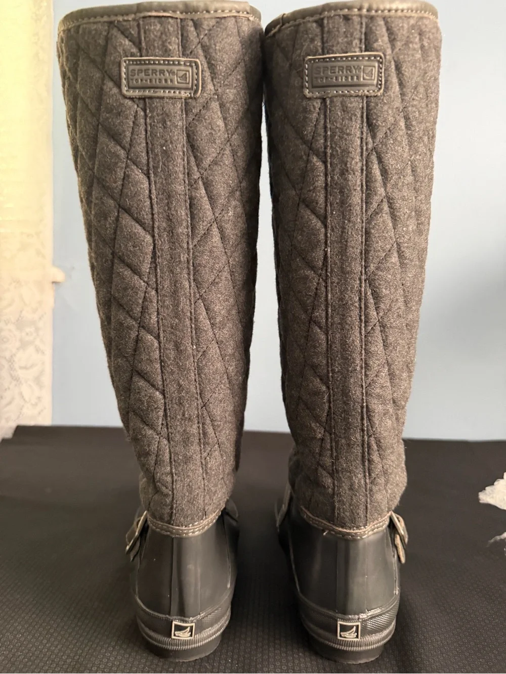 Classic SPERRY TOP-SIDER Gray Waterproof Boots in Women’s Size 9